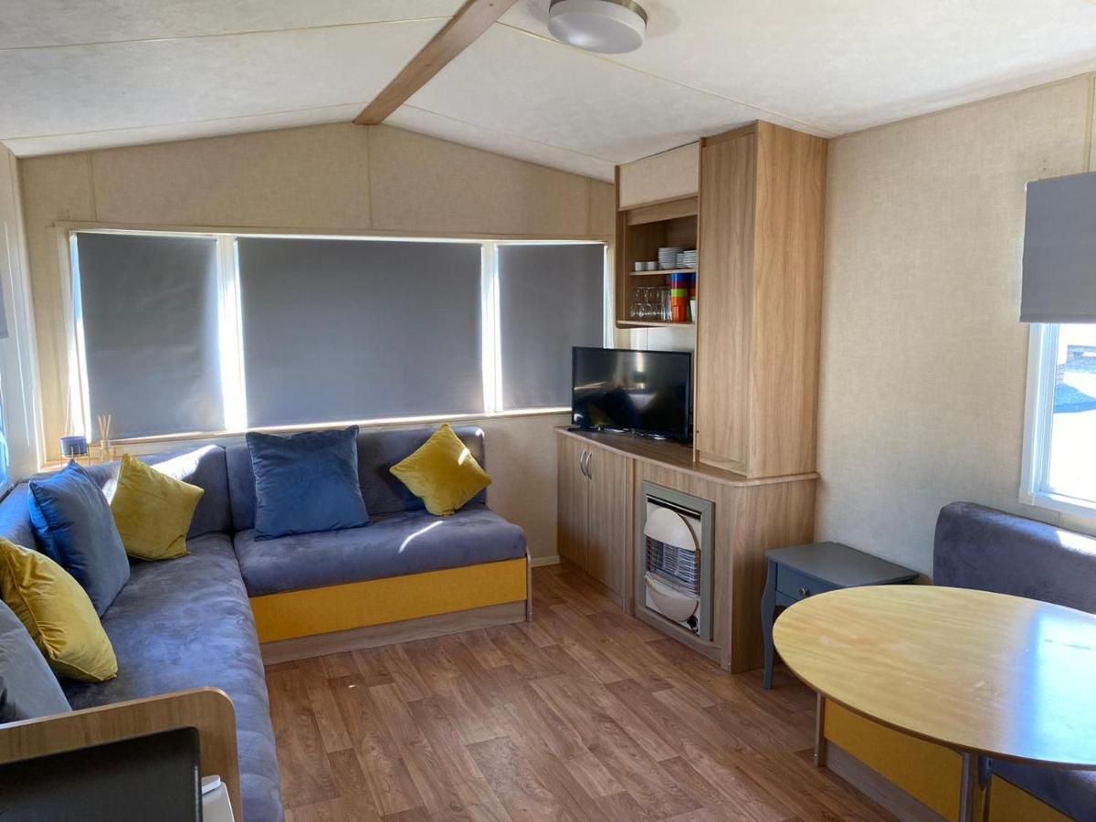 Grange 37 Regent Bay Holiday Park Моркамб Екстериор снимка