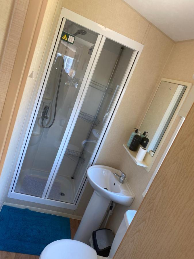 Grange 37 Regent Bay Holiday Park Моркамб Екстериор снимка